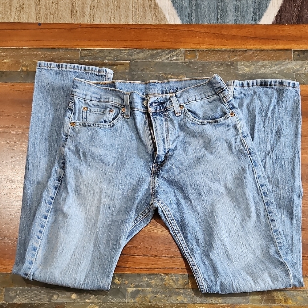 Levi's Straight Leg Jeans